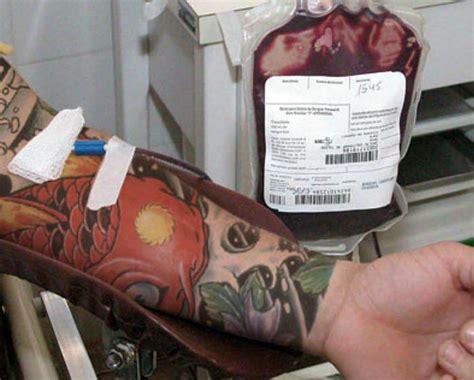 pq quem tem tatuagem não pode doar sangue